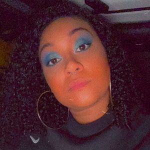 Meet your Posher, Lekesha